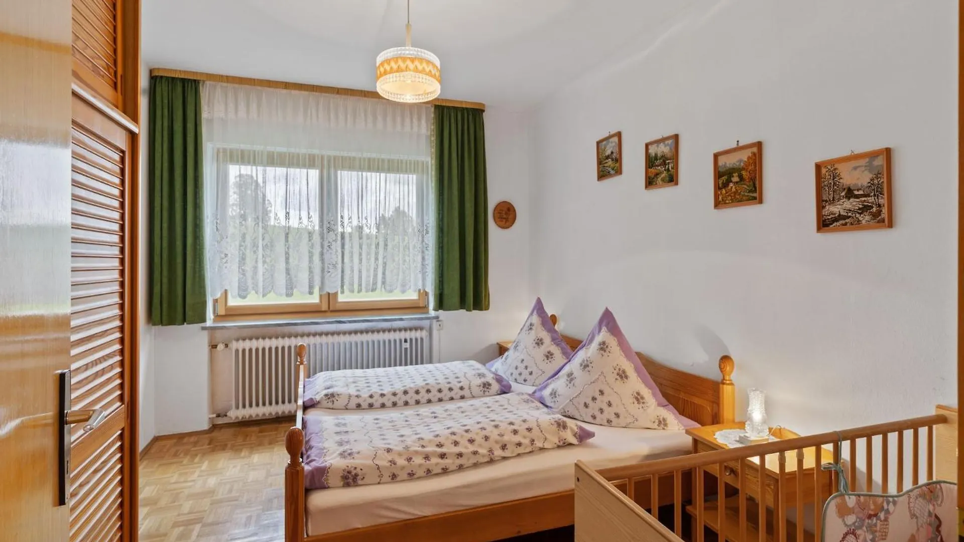 Cozy Apartment In Sonnen Bavaria Near Forest Germany