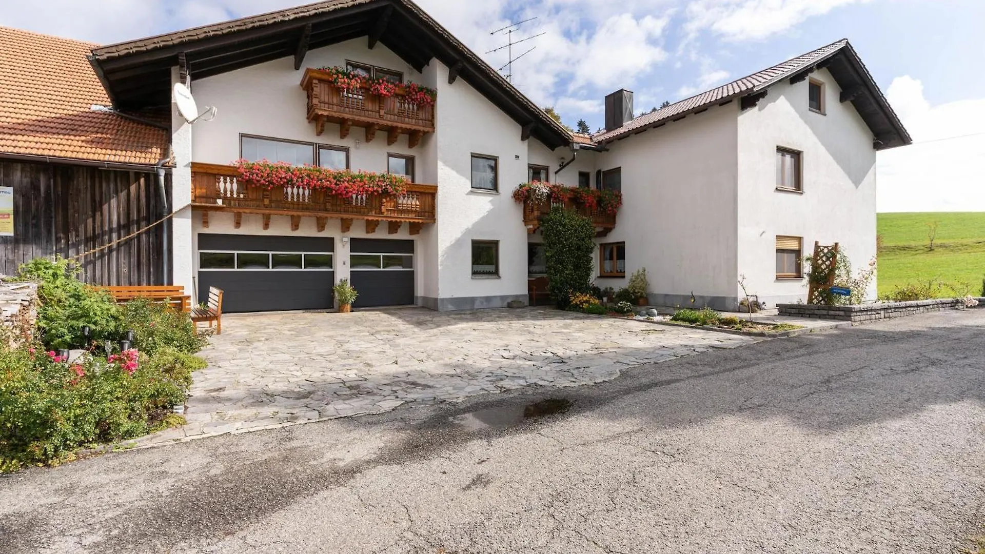 Cozy Apartment In Sonnen Bavaria Near Forest
